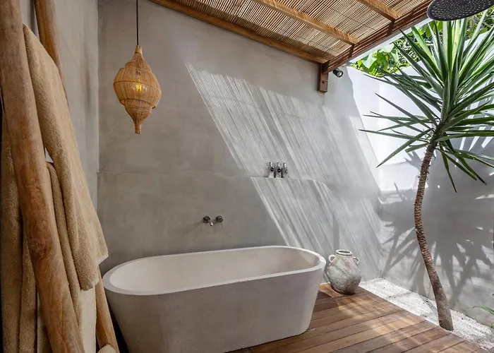 Winter - Seasons Villa Uluwatu